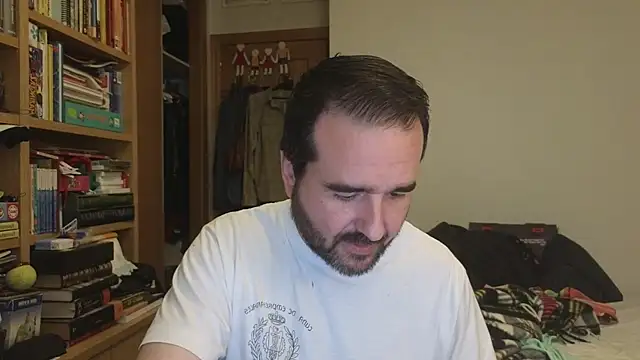 curiosillo83 online show from February 22, 2:48 pm