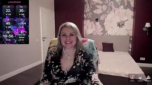 Candy Long online show from December 18, 7:20 pm