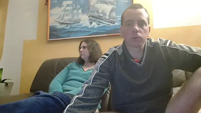 Snapshot of neennees chatting on December 1, 4:29 pm neennees online show from December 1, 4:29 pm