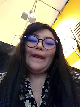 Snapshot of Sakura_0505 chatting on February 1, 7:23 pm Sakura 0505 online show from February 1, 7:23 pm