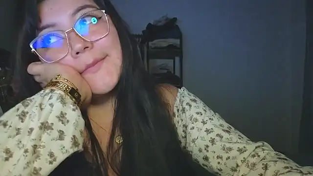 Snapshot of Sakura_0505 chatting on March 6, 12:40 am Sakura 0505 online show from March 6, 12:40 am