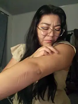 Snapshot of Sakura_0505 chatting on March 12, 3:23 am Sakura 0505 online show from March 12, 3:23 am