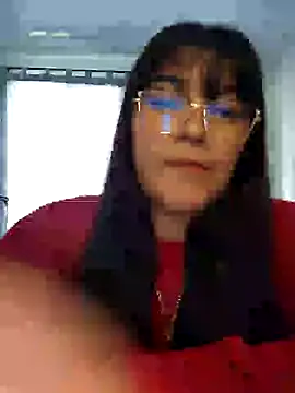 Sakura 0505 online show from May 2, 9:20 pm
