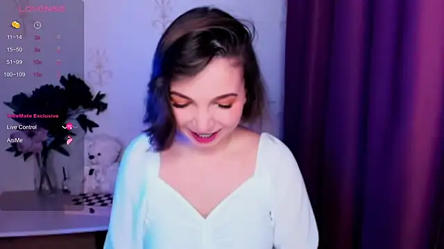 KindHazelHere  online show from November 10, 8:24 am