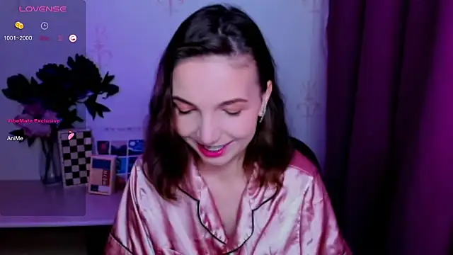 Snapshot of KindHazelHere_ chatting on June 24, 6:56 am KindHazelHere online show from June 24, 6:56 am