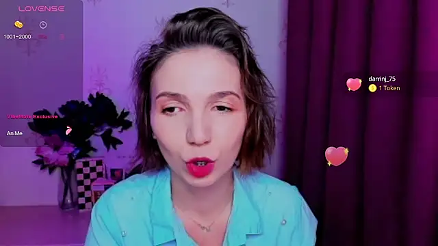 Snapshot of KindHazelHere_ chatting on July 27, 3:24 am KindHazelHere online show from July 27, 3:24 am