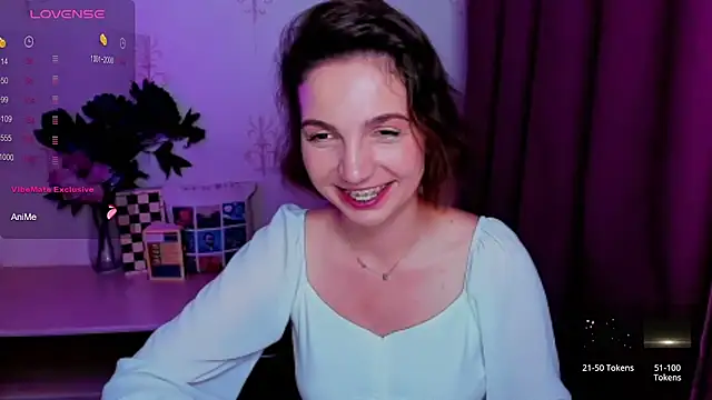 Snapshot of KindHazelHere_ chatting on July 28, 12:48 pm KindHazelHere online show from July 28, 12:48 pm
