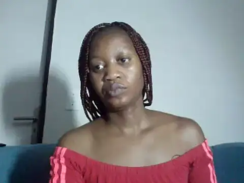 Snapshot of Hardnipples8 chatting on December 29, 12:30 am Hardnipples8 online show from December 29, 12:30 am