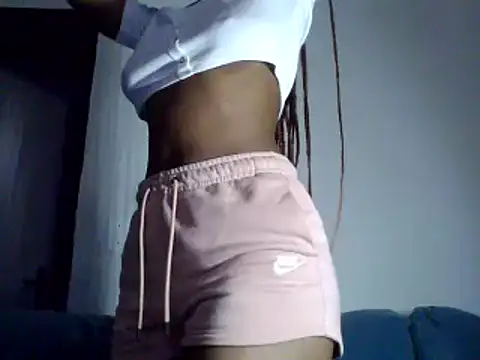 Snapshot of Hardnipples8 chatting on January 3, 2:32 am Hardnipples8 online show from January 3, 2:32 am