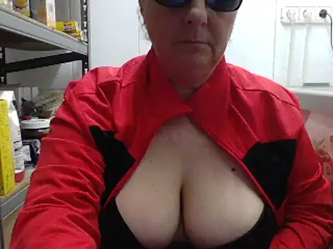 eroticjessitop online show from February 25, 9:02 pm