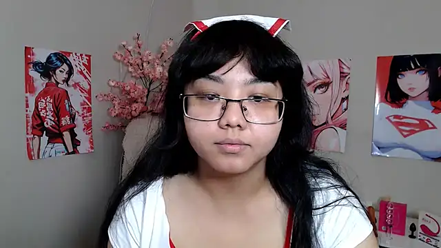 Snapshot of Moertomlly chatting on November 10, 4:11 am Moertomlly online show from November 10, 4:11 am