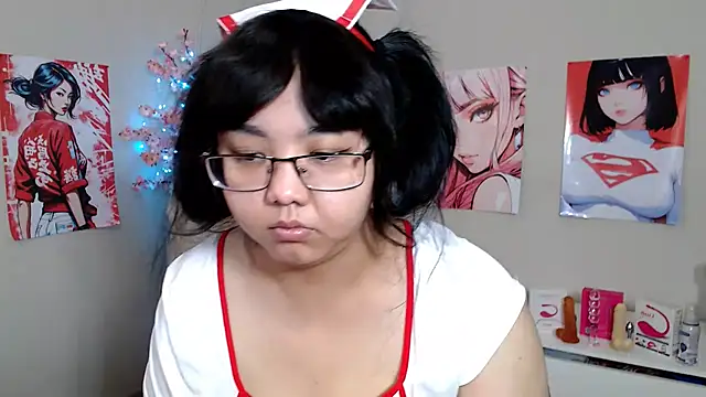 Snapshot of Moertomlly chatting on November 11, 4:23 am Moertomlly online show from November 11, 4:23 am