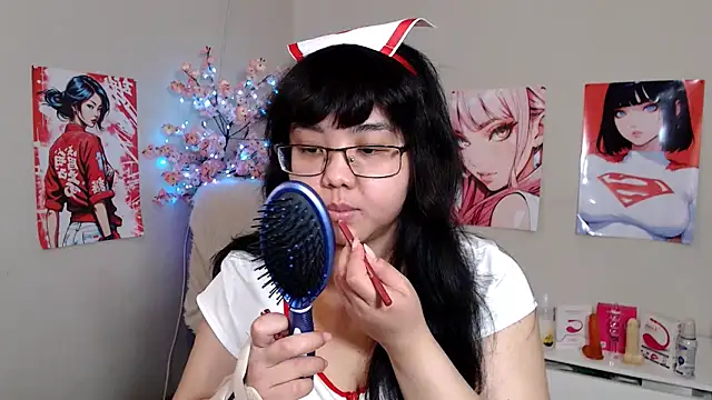 Snapshot of Moertomlly chatting on November 21, 4:22 am Moertomlly online show from November 21, 4:22 am