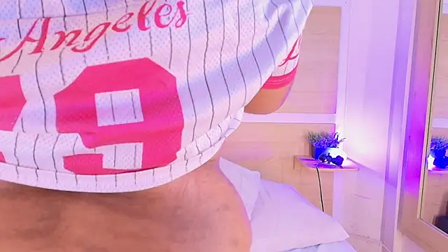  nickypurple  online show from March 7, 5:43 pm