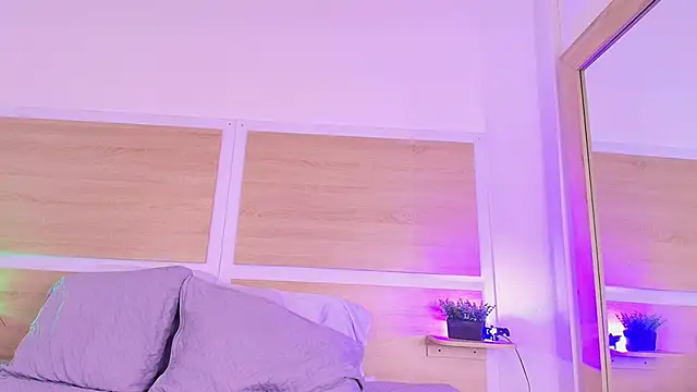  nickypurple  online show from May 16, 3:00 pm