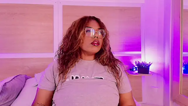  nickypurple  online show from May 28, 6:38 pm