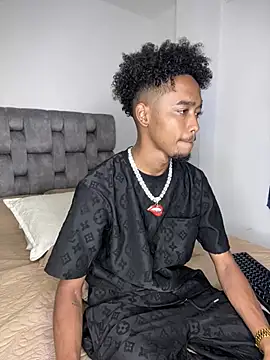 matatanlove online show from March 8, 5:17 am