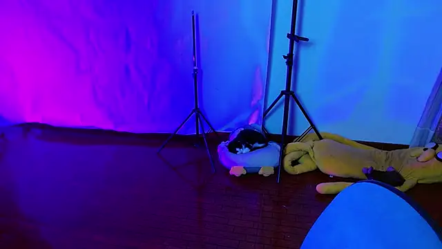  holy 1 online show from March 8, 10:46 pm