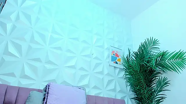Snapshot of Hellen_Sky chatting on January 17, 1:15 am Hellen Sky online show from January 17, 1:15 am