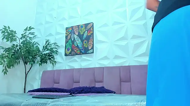 Snapshot of Hellen_Sky chatting on February 27, 7:04 pm Hellen Sky online show from February 27, 7:04 pm