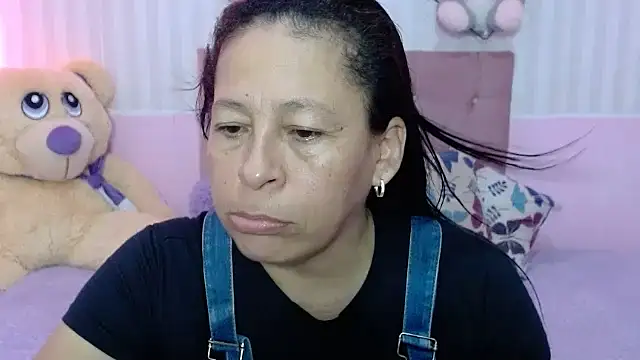 mature martina online show from November 20, 5:56 pm