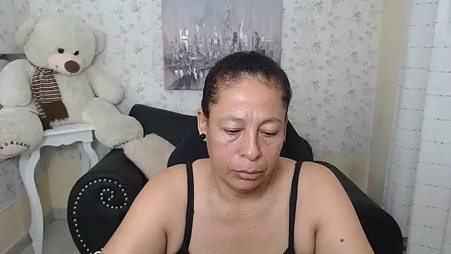 mature martina online show from April 18, 9:57 am