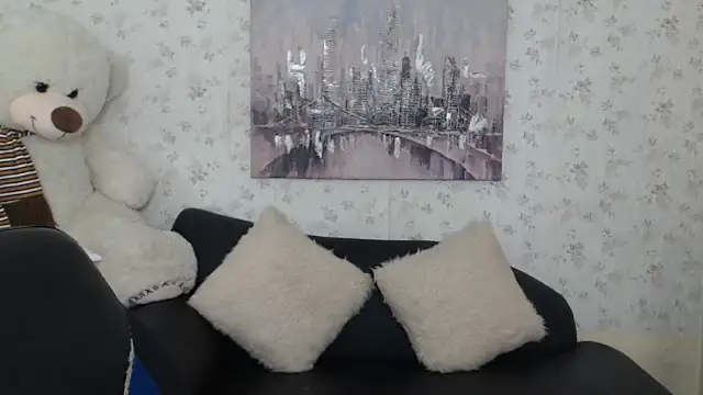 Snapshot of mature_martina chatting on May 12, 9:12 pm mature martina online show from May 12, 9:12 pm