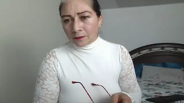 Snapshot of ruby-milf1 chatting on December 3, 10:18 pm ruby-milf1 online show from December 3, 10:18 pm