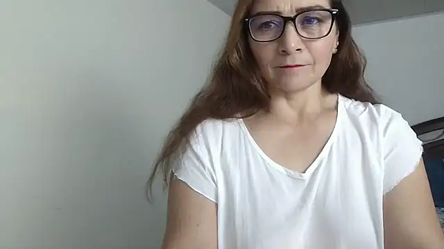 Snapshot of ruby-milf1 chatting on December 20, 10:22 pm ruby-milf1 online show from December 20, 10:22 pm