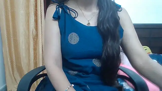 Snapshot of Sexy_iknoor chatting on July 30, 5:39 am Sexy iknoor online show from July 30, 5:39 am