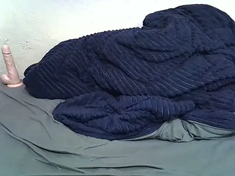 pretty-donna online show from October 29, 5:14 pm