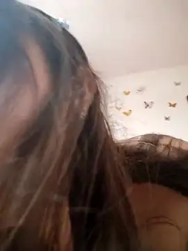 Snapshot of Belly_Rosse chatting on May 29, 2:37 pm Belly Rosse online show from May 29, 2:37 pm
