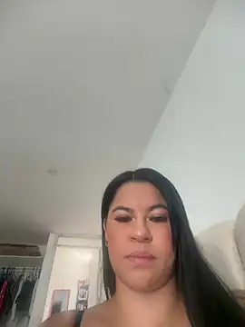 Margaret Saunders online show from July 3, 2:56 pm