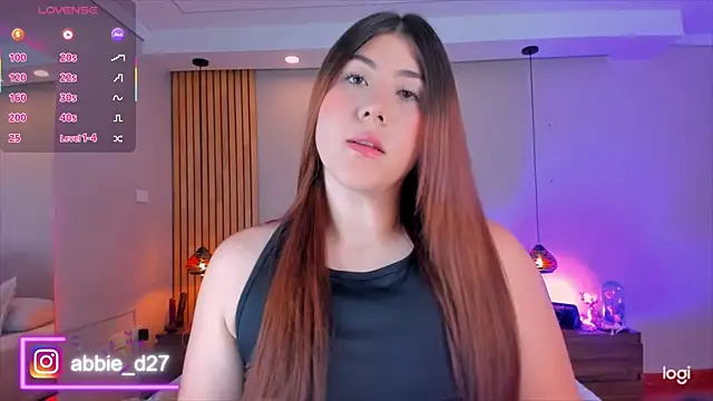 Snapshot of AbbieEdmond chatting on September 20, 4:13 am AbbieEdmond online show from September 20, 4:13 am