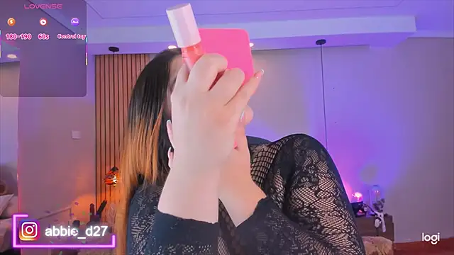 Snapshot of AbbieEdmond chatting on September 28, 4:18 am AbbieEdmond online show from September 28, 4:18 am