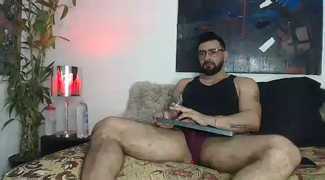 Snapshot of Markus_latin2 chatting on February 11, 12:27 pm Markus latin2 online show from February 11, 12:27 pm