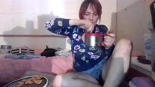 Snapshot of spundarella420 chatting on March 5, 5:09 pm spundarella420 online show from March 5, 5:09 pm