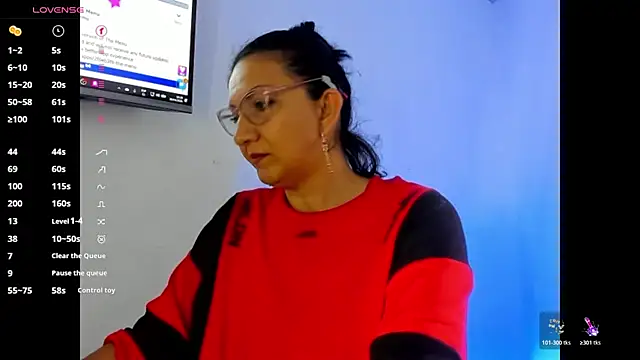 Angelblue  online show from April 30, 9:30 pm