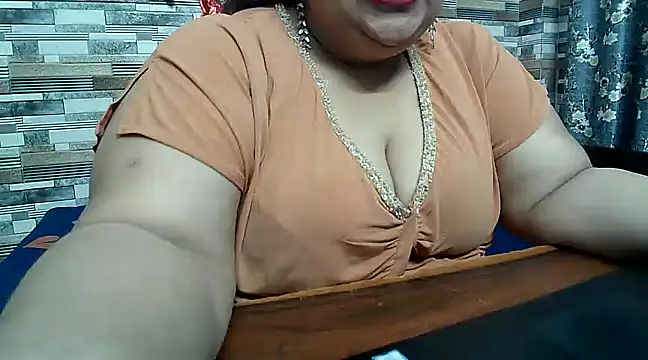 Snapshot of Sexy_raman_ chatting on February 15, 5:30 am Sexy raman online show from February 15, 5:30 am