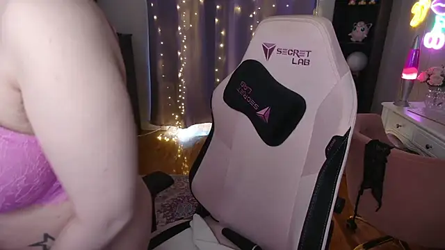 rachelbrooksxx online show from March 2, 7:23 pm