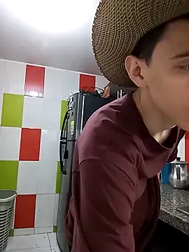 Snapshot of Norehg chatting on February 8, 3:30 am Norehg online show from February 8, 3:30 am