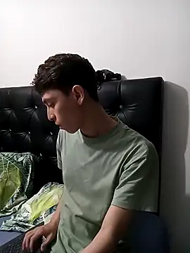 Snapshot of Norehg chatting on February 16, 1:58 am Norehg online show from February 16, 1:58 am