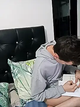 Snapshot of Norehg chatting on March 1, 3:10 am Norehg online show from March 1, 3:10 am