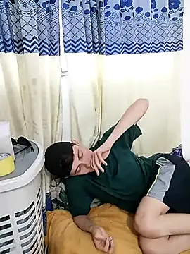 Snapshot of Norehg chatting on March 2, 11:07 am Norehg online show from March 2, 11:07 am