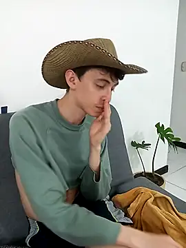 Snapshot of Norehg chatting on March 3, 3:08 am Norehg online show from March 3, 3:08 am