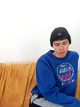 Snapshot of Norehg chatting on March 9, 4:22 pm Norehg online show from March 9, 4:22 pm