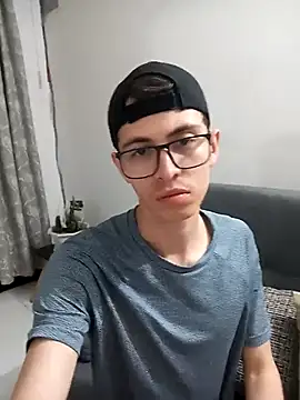 Snapshot of Norehg chatting on March 14, 3:26 am Norehg online show from March 14, 3:26 am