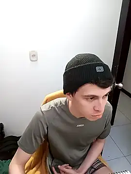 Snapshot of Norehg chatting on March 19, 11:06 am Norehg online show from March 19, 11:06 am