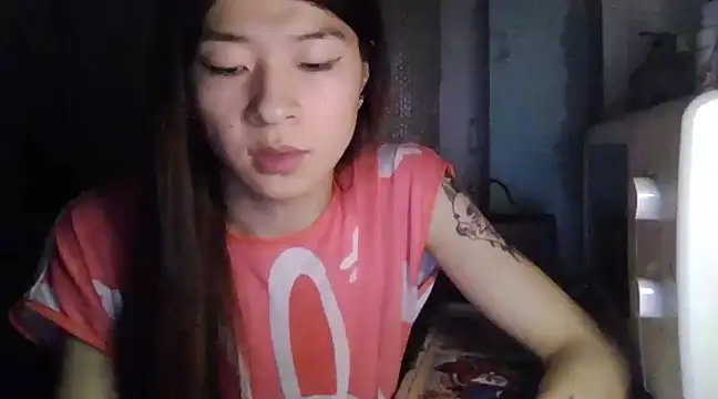 CarlyJoy online show from February 28, 6:20 pm