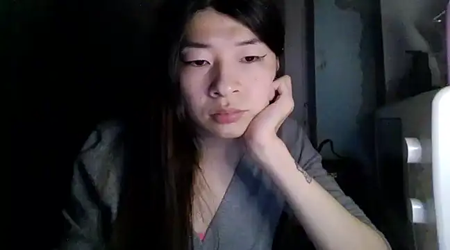 CarlyJoy online show from March 4, 5:34 pm